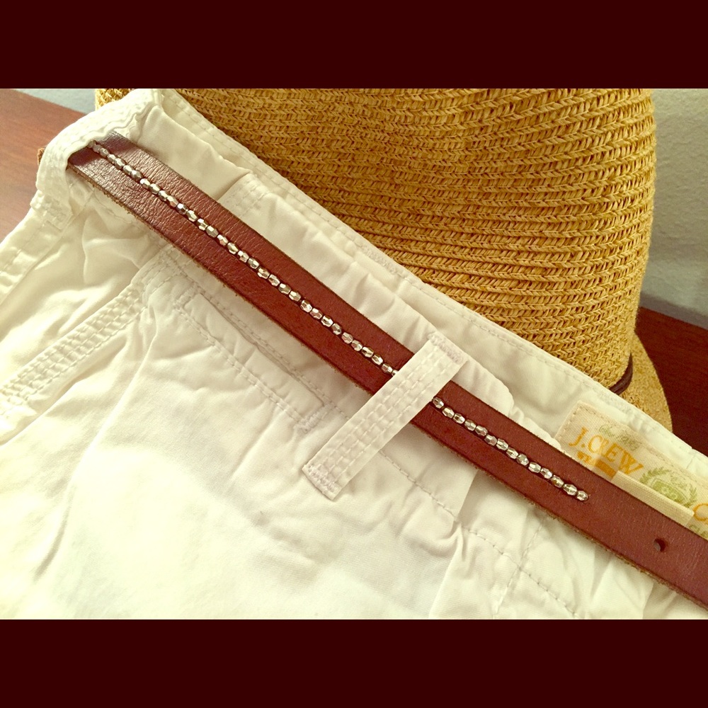 J Crew White, City Fit ,Broken in Chino. Size 6.